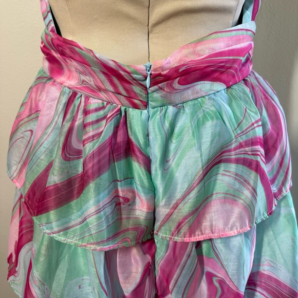 NWT OLIVACEOUS Candy Swirl Pink & Green Tiered Maxi Dress Halter Neck Sz Large - Picture 7 of 10